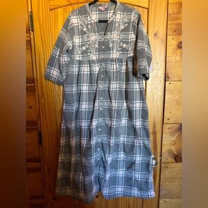 April Cornell Women’s M Flannel Nightgown Whimsical Prairie Comfort Travel